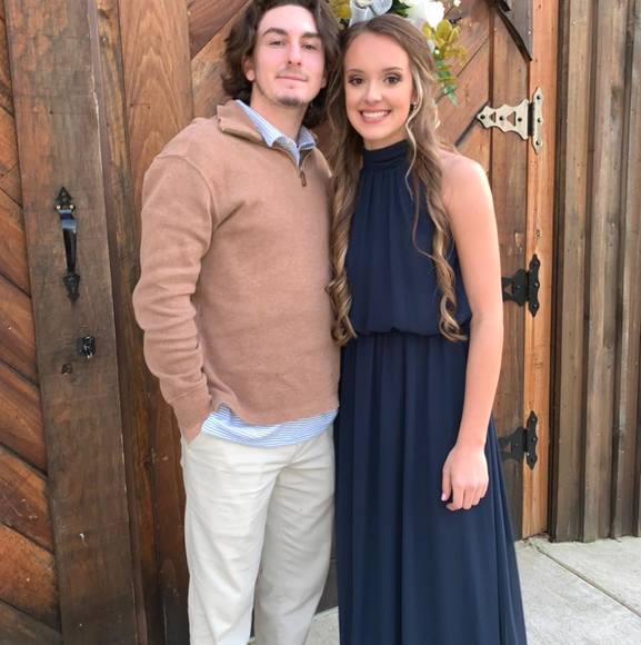 Meet your Posher, Allie - Picture 1 of 1